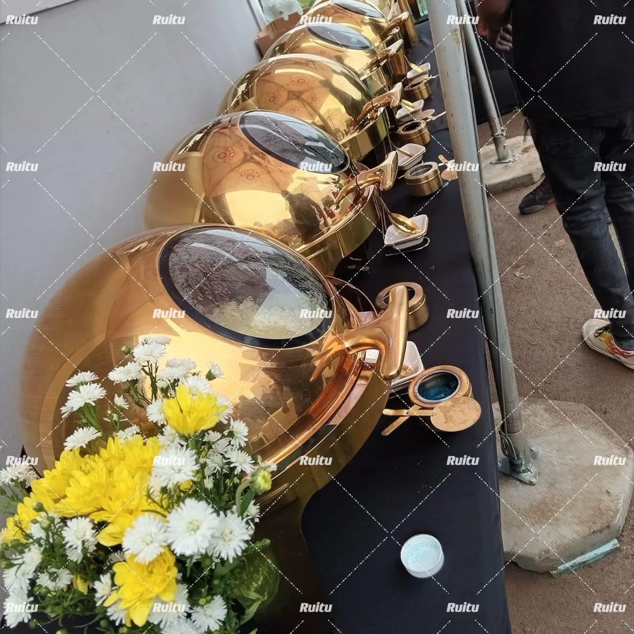 Party Wedding Supplies Stainless Steel Golden Food Warmer Chaffing Dish with Window Lid 6L Buffet Catering Round Gold Roll Top Chafer