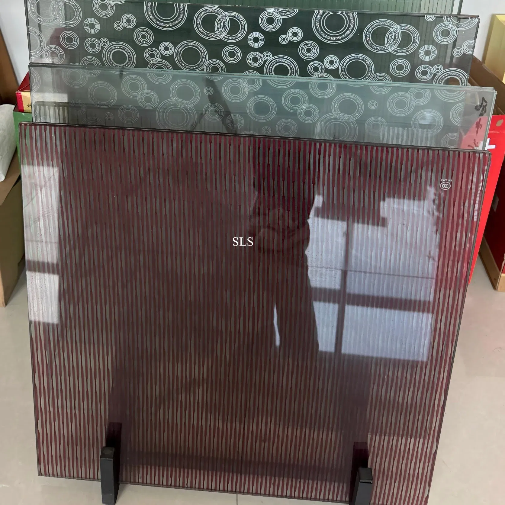 Wholesale Price Mesh Wired Fabric Laminated Glass Different Decoration Laminated Glass