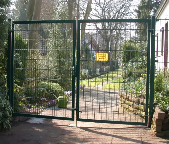 Automatic Security Steel Swing Gate with Lock Suitable for Commercial Gate Residential Gate and Driveway Gate Applications