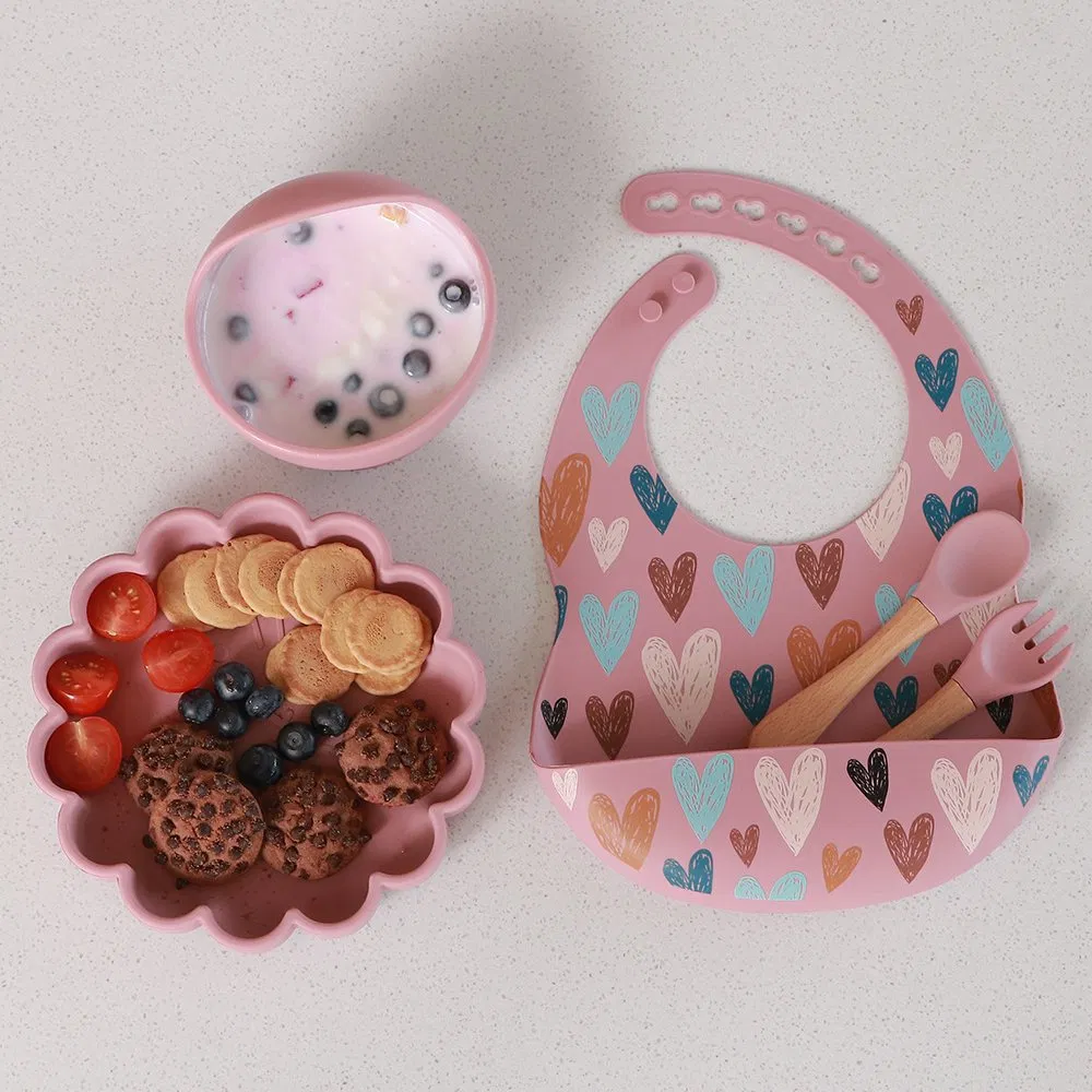 Personalized Design Custom Logo Silicone Baby Waterproof Bib Wholesale BPA Free Toddlers Bib