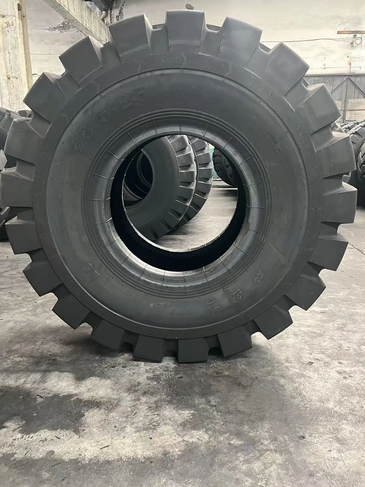 E3/L3 17.5-25 Mining OTR Tire