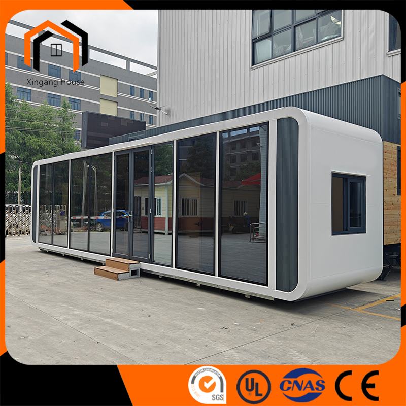 Luxury Temporary Camping House Mobile Tiny Container House Office Pods Prefab House Glamping Pod Resort Site Modular Apple Cabin