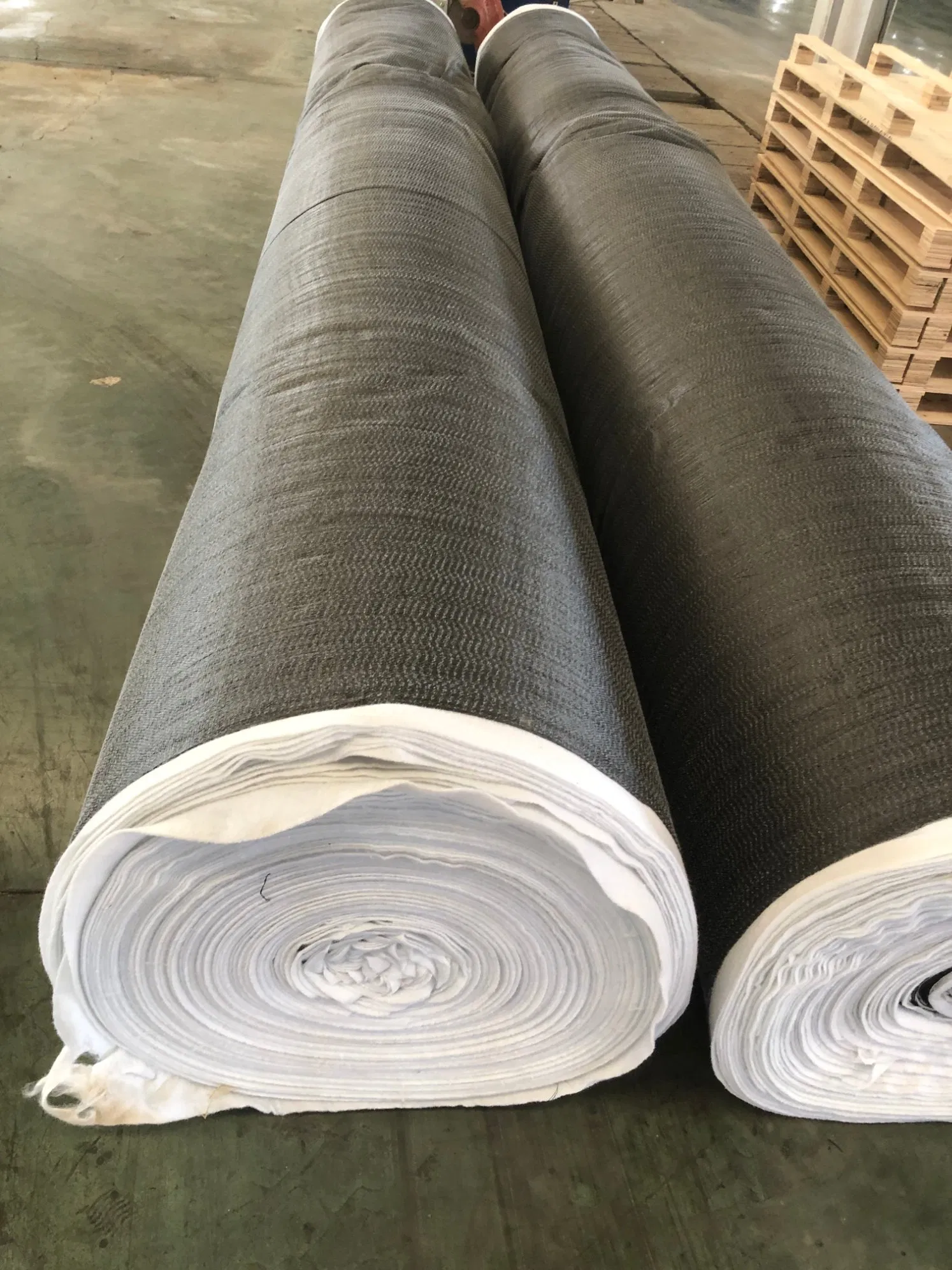 Geosynthetic Clay Liner / Gcl / for Reinforcement and Protection 5500g