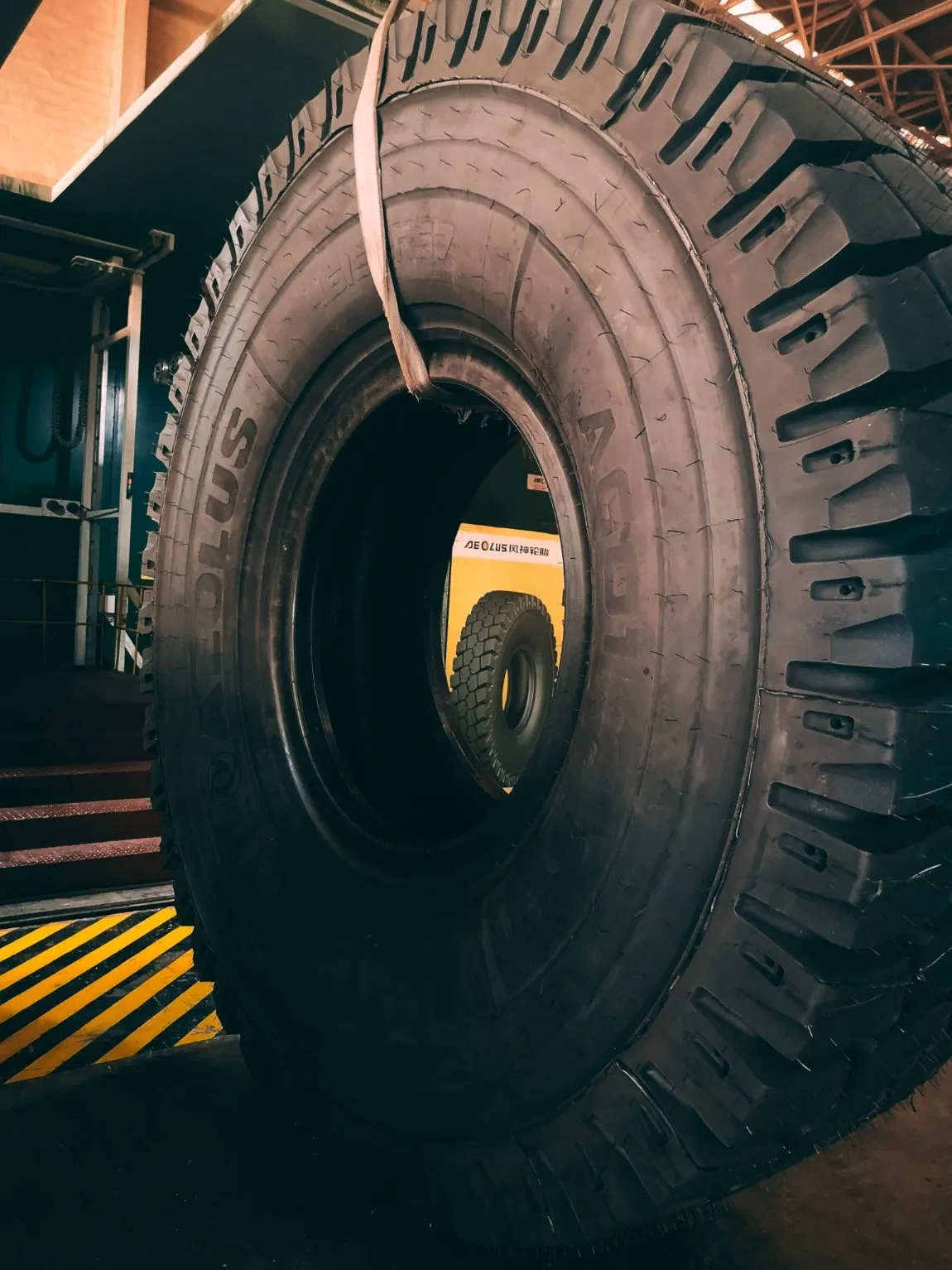 Hilo Aeolus Transmate Radial Nylon OTR Tire 17.5R25, 20.5R25, 23.5R25, 26.5R25, 29.5R25, 14.00R25