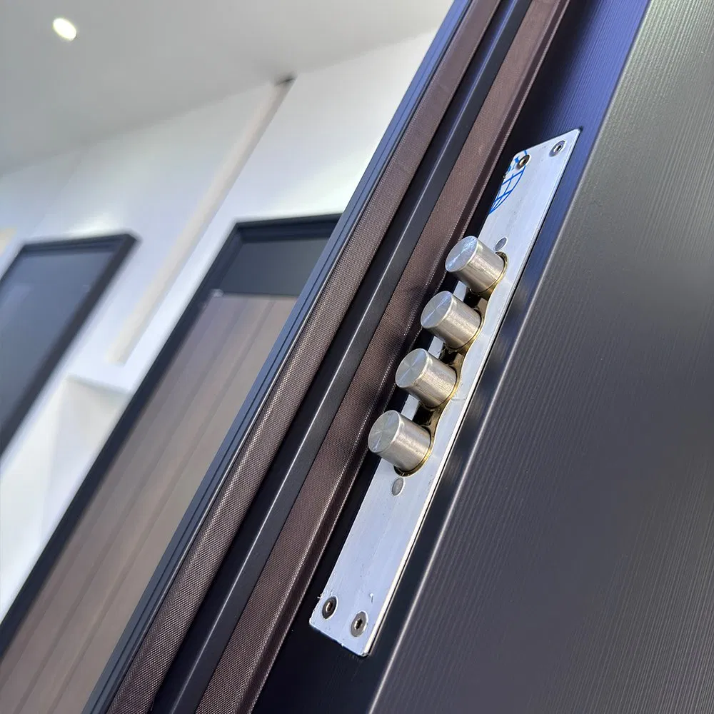 Входная стальная дверь с лазерной гравировкой и дистанционным замком