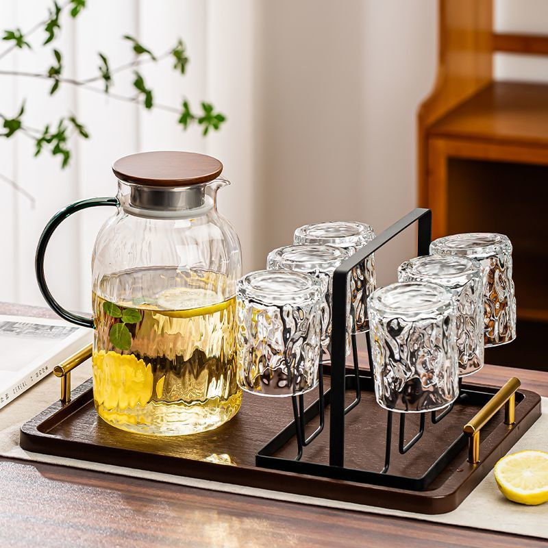 High Quality and Low Price Borosilicate Hammer Pattern Water Bottle