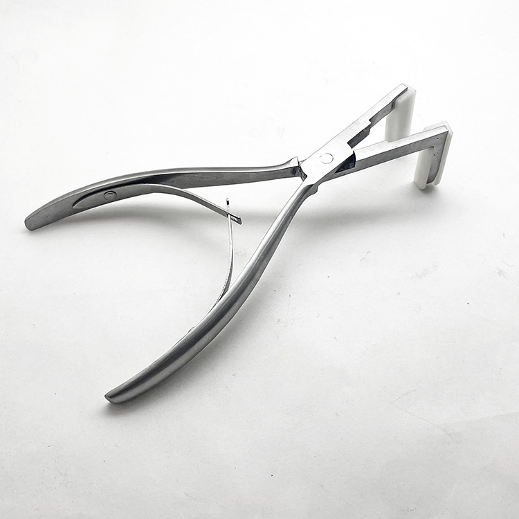 Hot Selling Stainless Steel Cuticle Nipper Tweezers Beauty Scissor