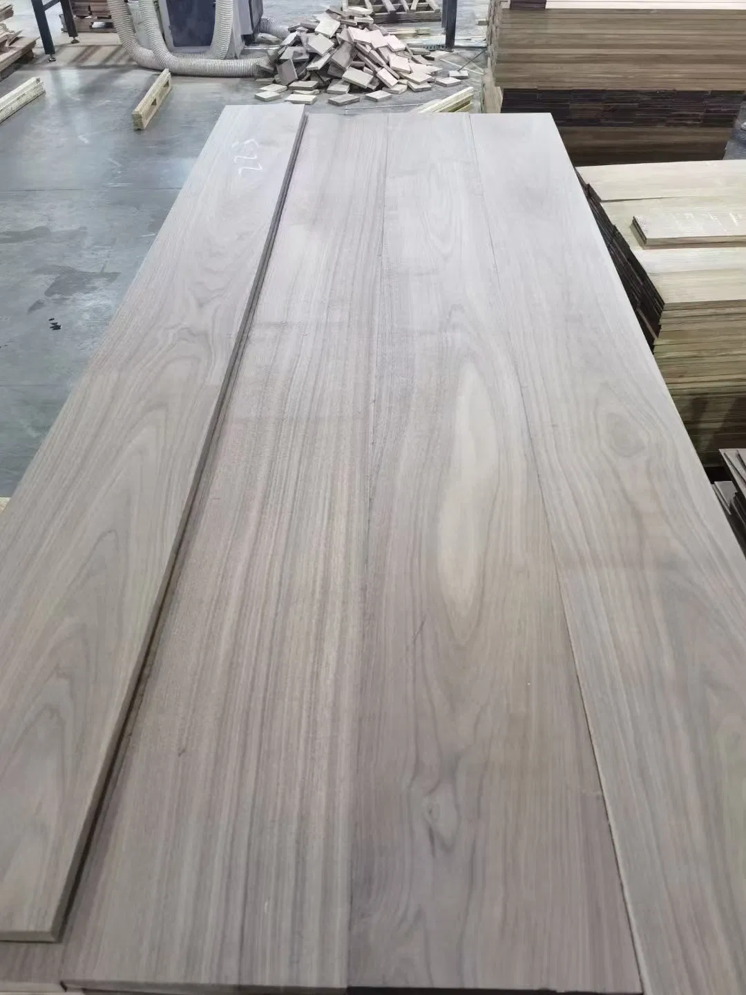 North America Great Lakes 4.5mm Thickness Walnut Veneer Floor Toplayer Lamella for Engineered Flooring