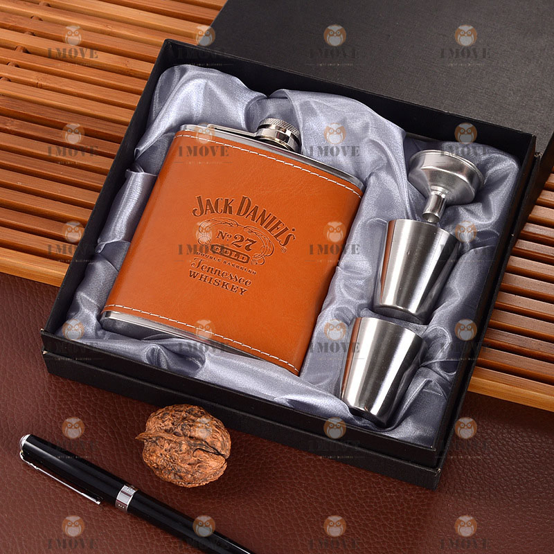 Hip Flask for Men and Women Leather