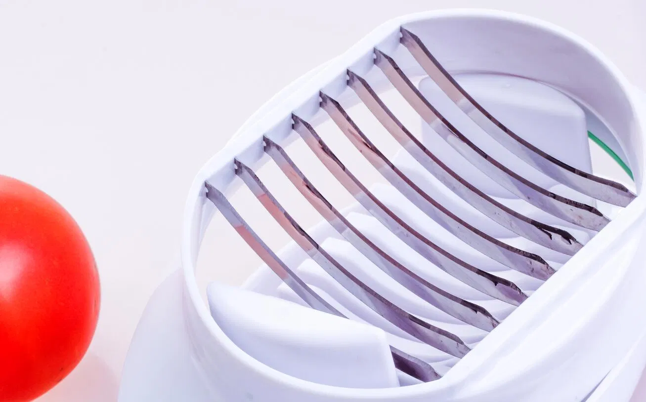 New Handy Fruit Tomato Cutter 8PCS Tomato Slicer