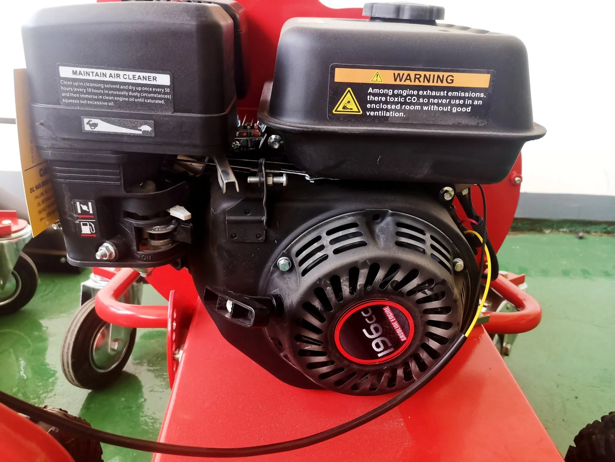 Walk-Behind Leaf and Lawn Vacuum Premier