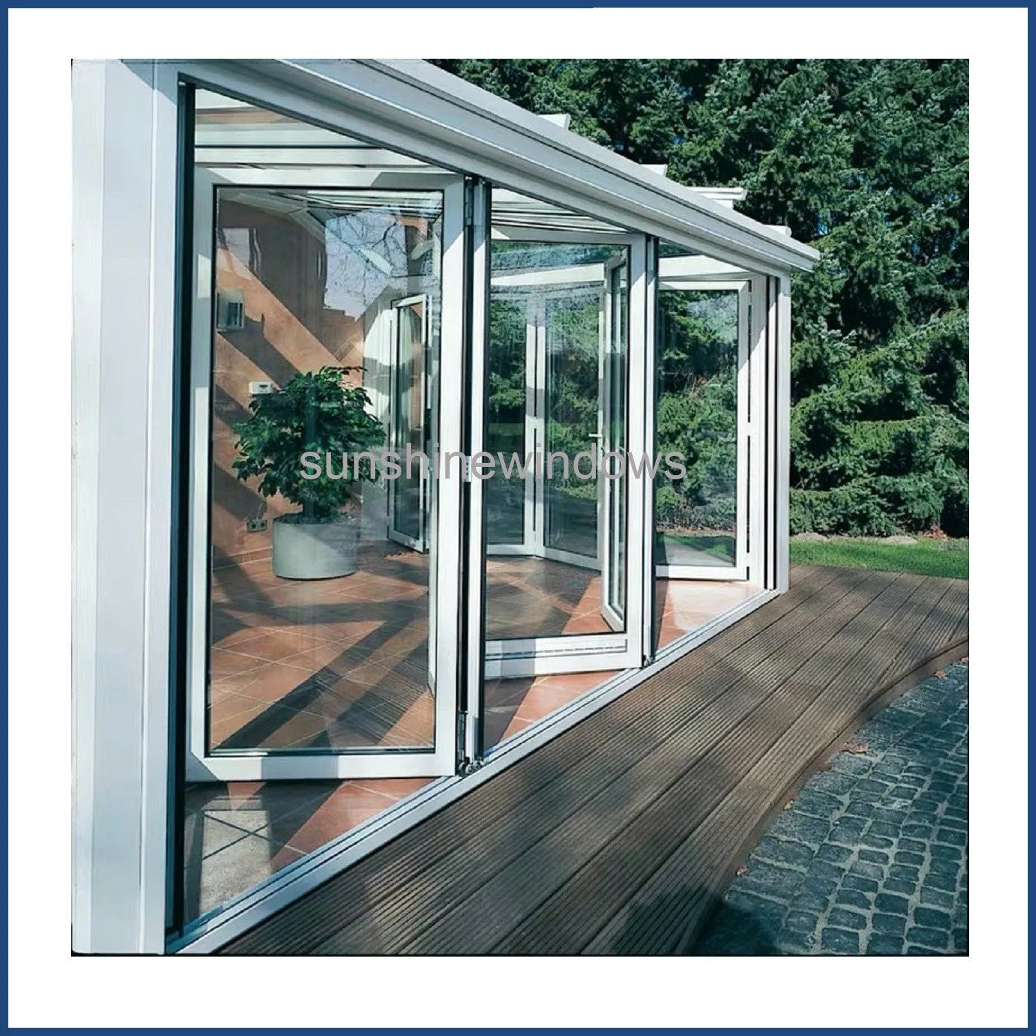 Стеклянная складная дверь двойного остекления