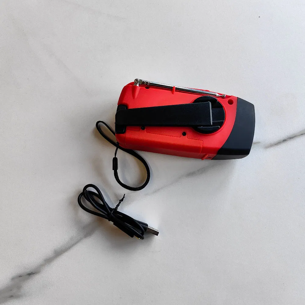 Портативная радиостанция BESTWE с ручной и солнечной зарядкой