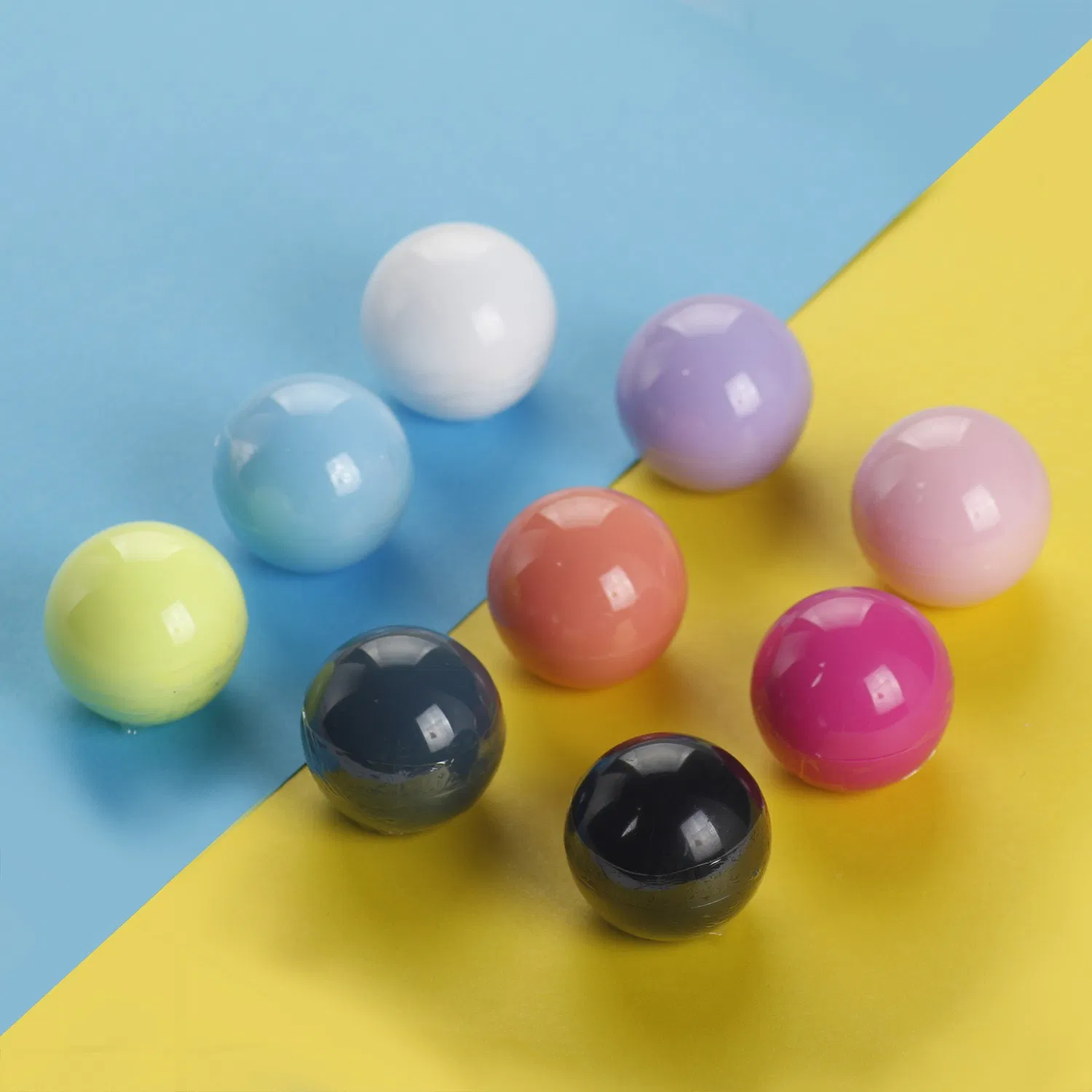 Cosmetics Makeup Natural Moisturizing 10g Lip Balm Ball for All-Day Lip Care