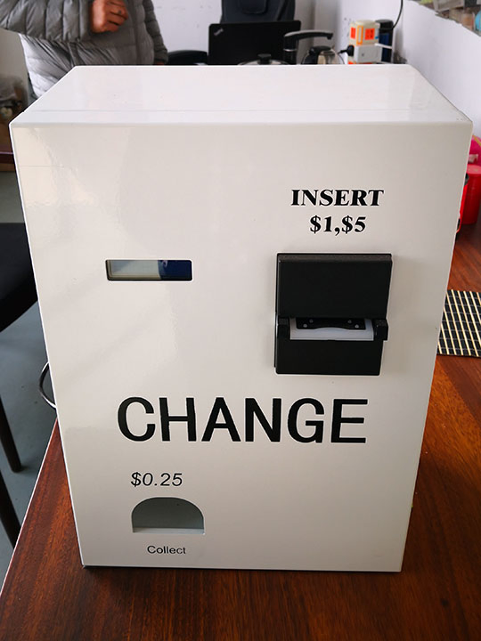 Bill Changer Banknote Change Machine (BC450)