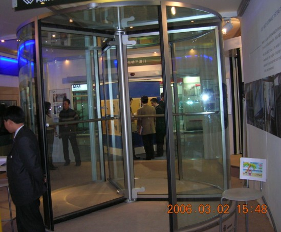 Automatic 3 Wing Revolving Door Low Cannopy