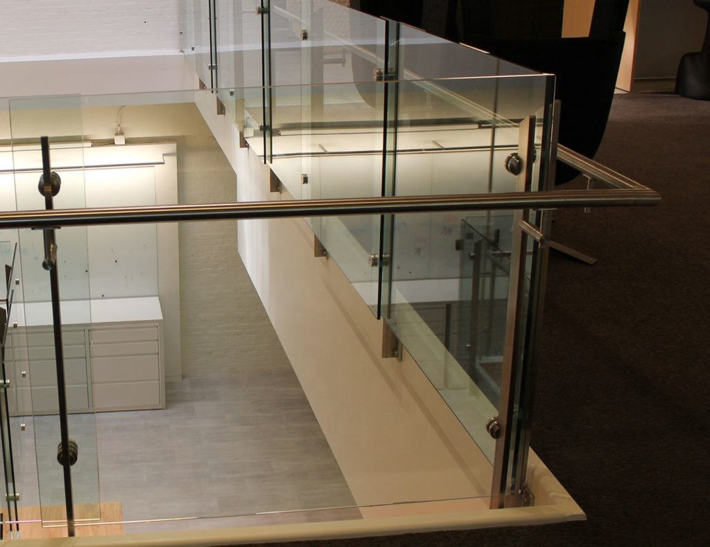 Modern Stainless Steel Glass Railing for Stairs/Stair Handrail