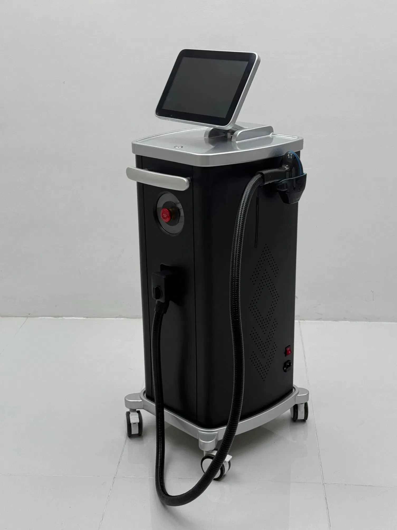 Permanent 4 Wavelengths 755 808 940 1064nm Diode Laser Hair Removal Machine