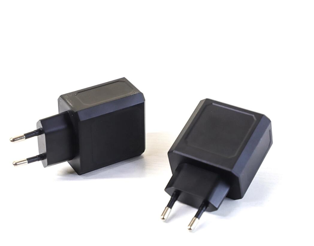 Быстрое зарядное устройство GaN 65W USB-C PD