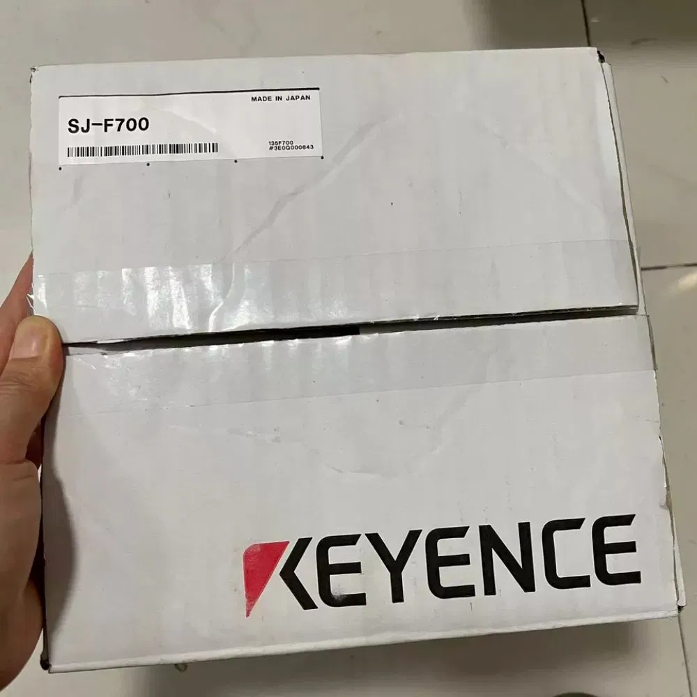 New Original Keyence Sj-F700 Static Eliminator Controller Sjf700 Fast Shipping