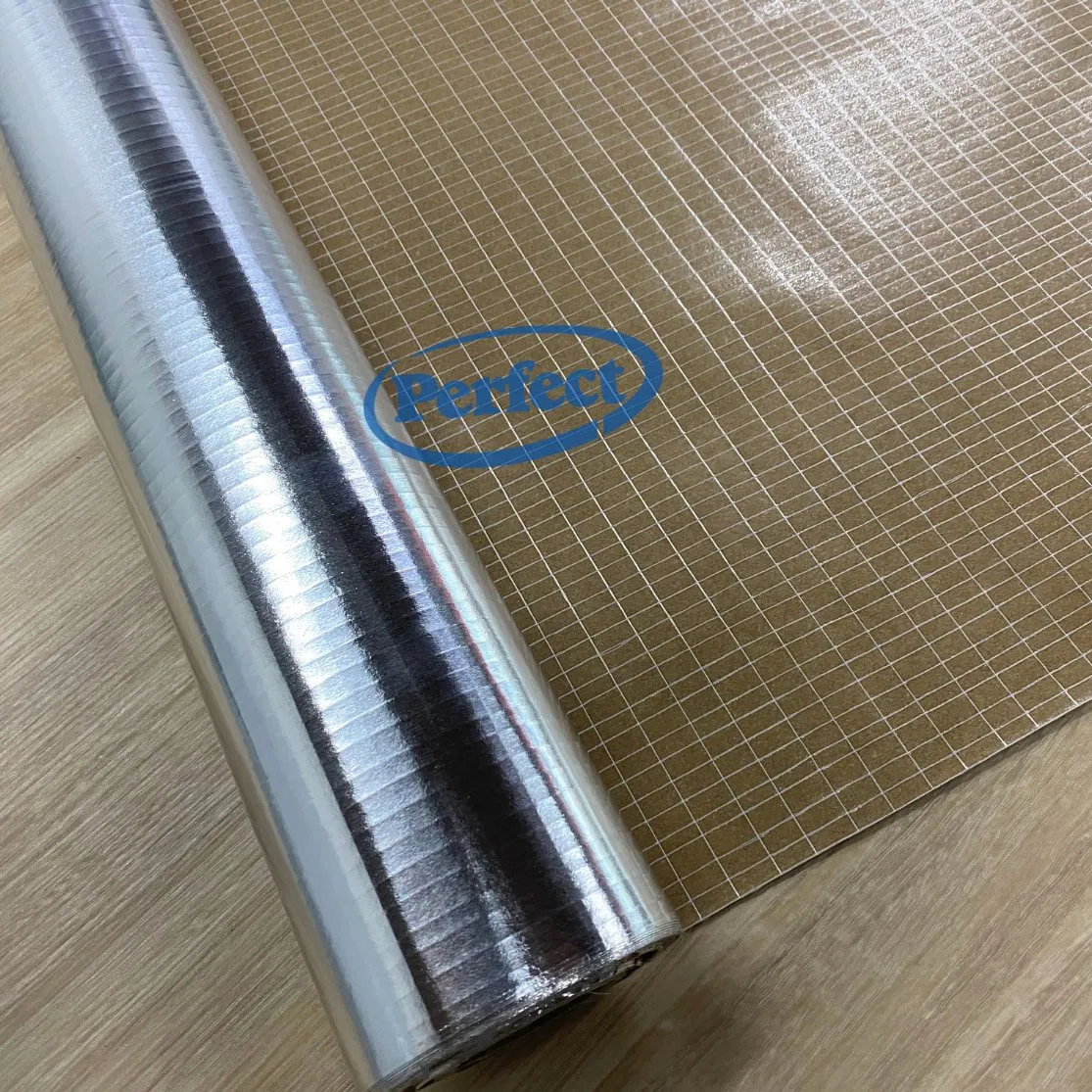 Black Liquid Keat Sealing Aluminium Foil Scrim PE Coating for Insulation