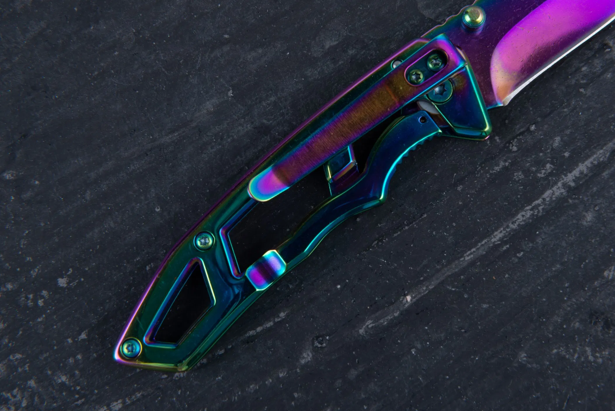 2022 High Quality Color Titanium Plated Folding Pocket Knife