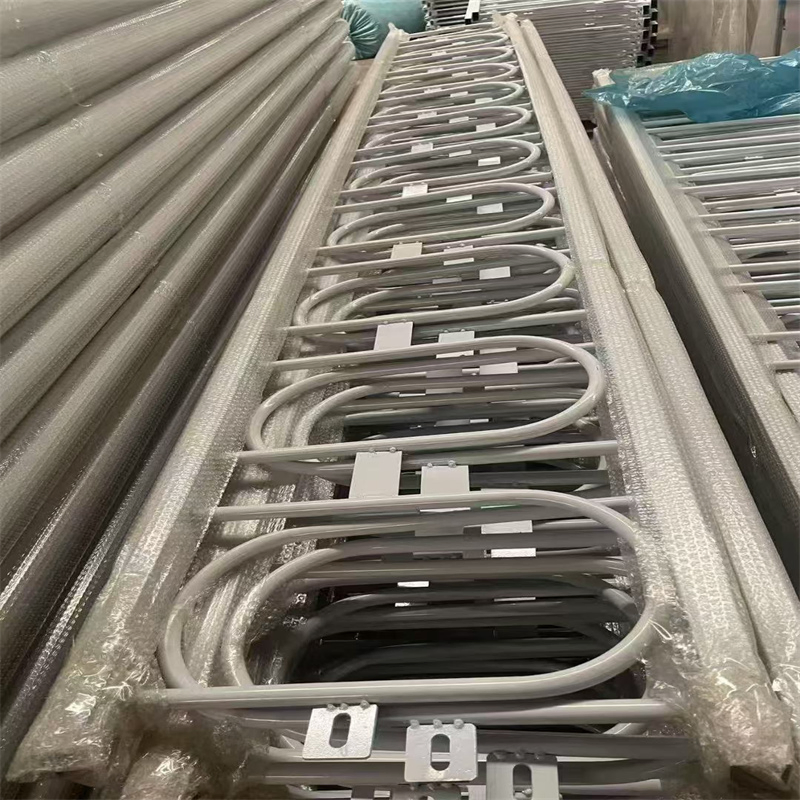 China Manufacturer 6X12FT Stainless Steel/Galvanized Construction Site Cyclone Wire Hoarding Chain Link Wire Temporary Fencing for USA