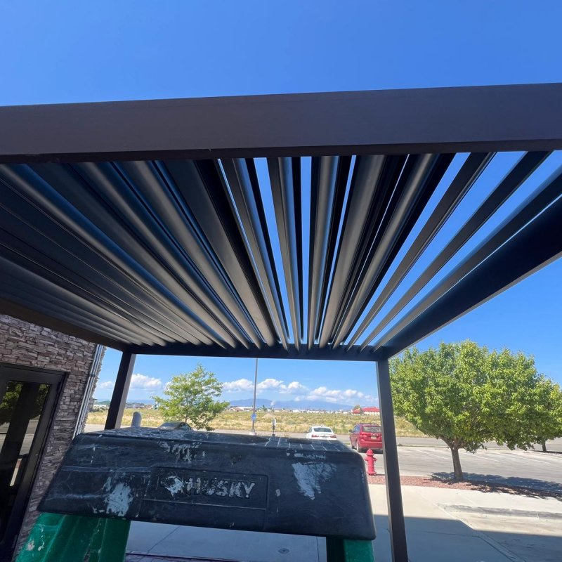6modern Garden Gazebo Aluminum Electric Opening and Closing Patio Pergola Roof