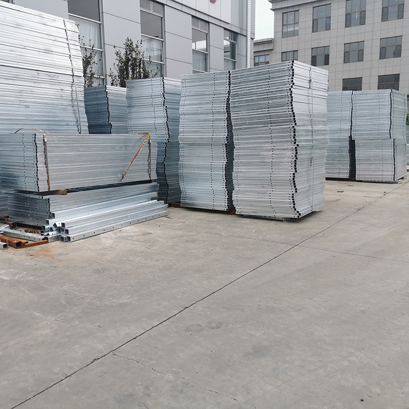 Electric Galvanized Hanging Basket for High-Altitude Work in Exterior Wall Construction