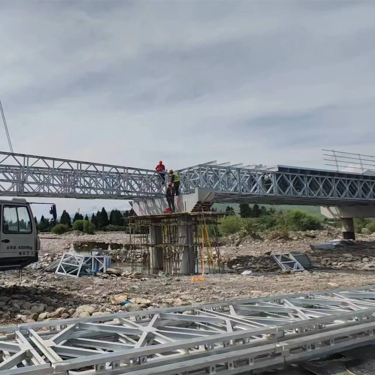 Galvanized Steel Pipe Bridge Steel Truss Bailey Bridge Cost Pre Fab Bridge