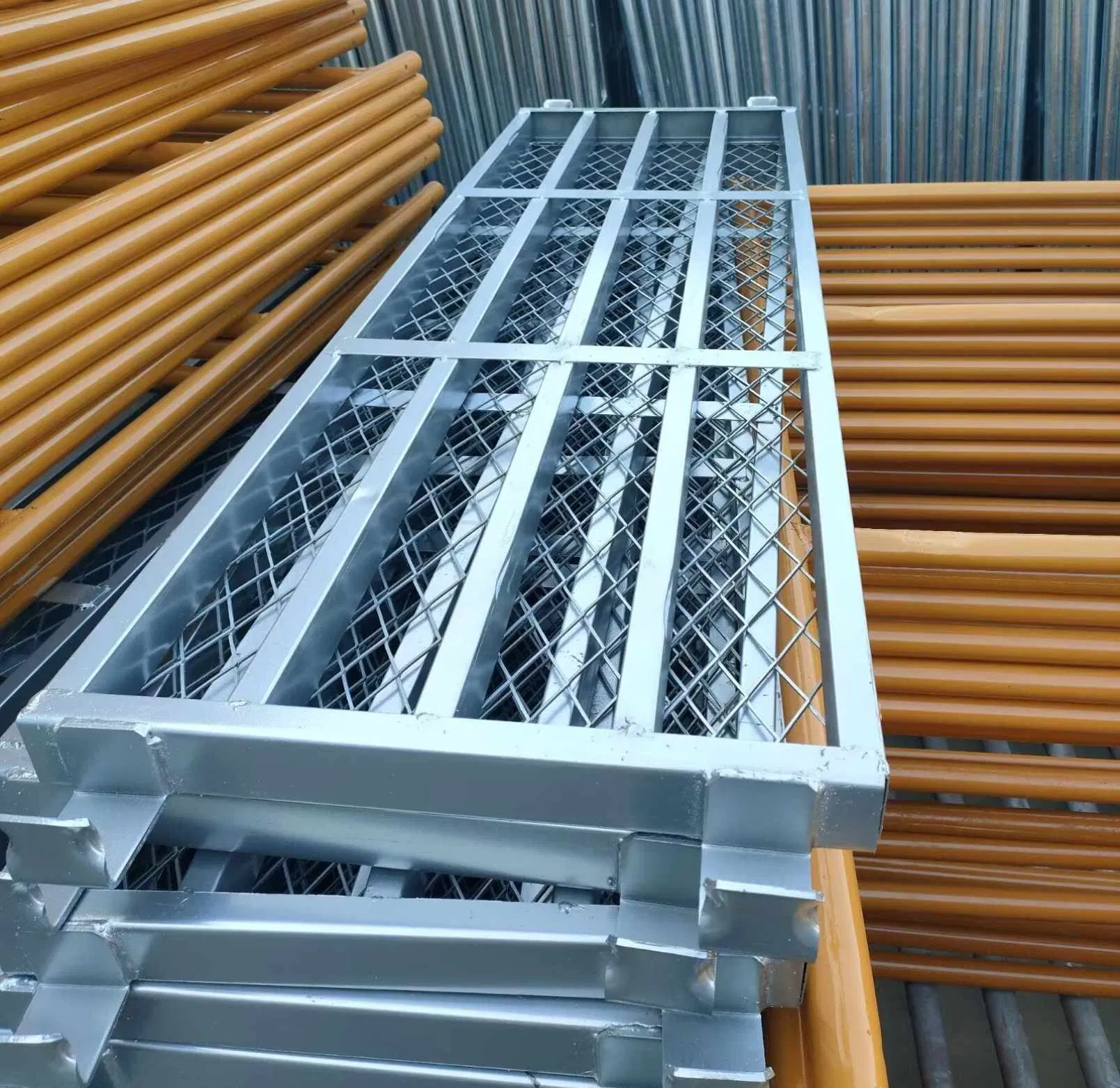 Mason Frame Scaffold Set Iron Steel Frame Construction Mobile Q235 Q345 Walkthru Frame Catwalk