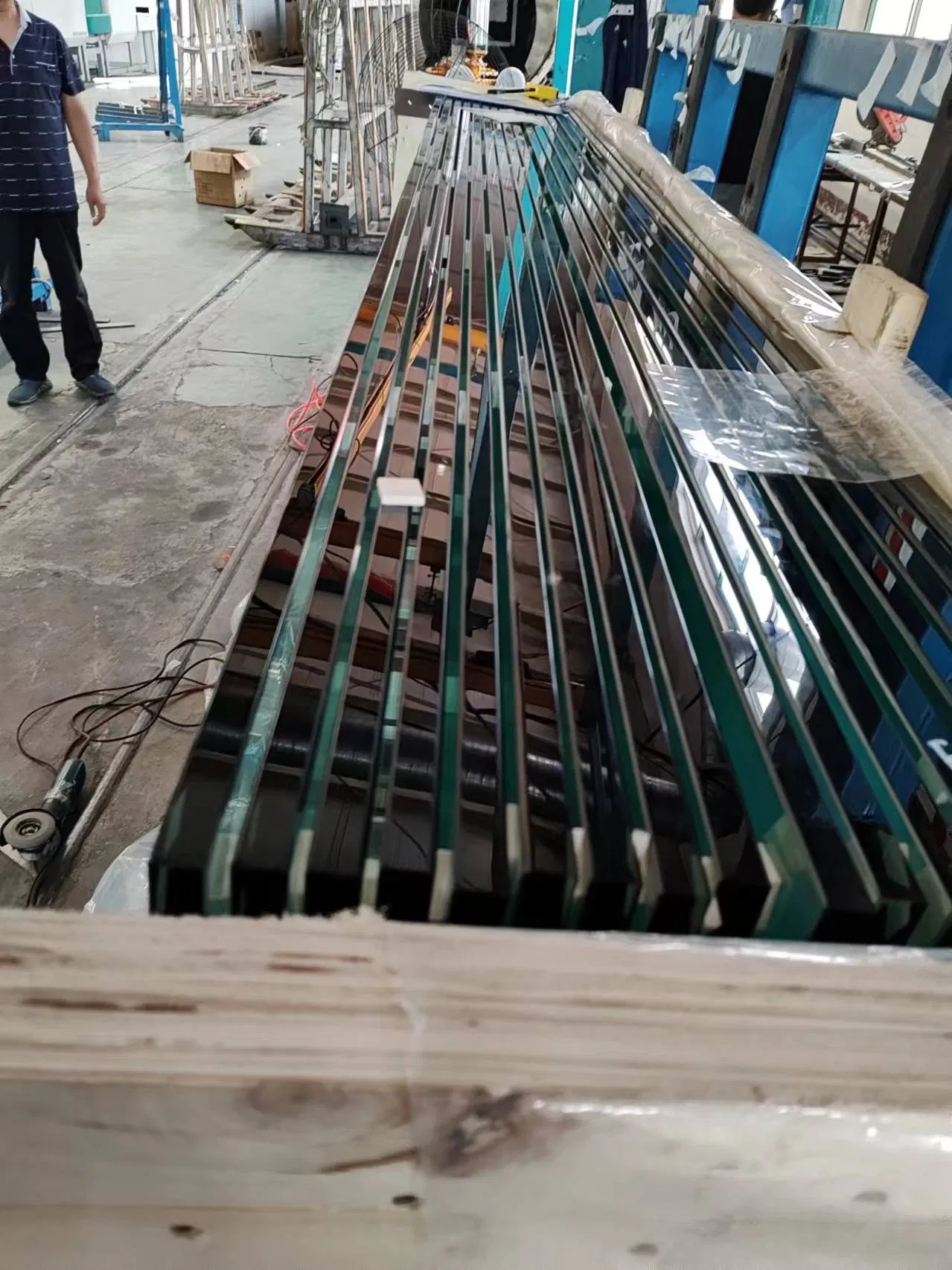 10.76mm 12.76mm 16.76mm 17.52mm 21.52mm Low Iron Extra Clear Tempered Laminated Glass