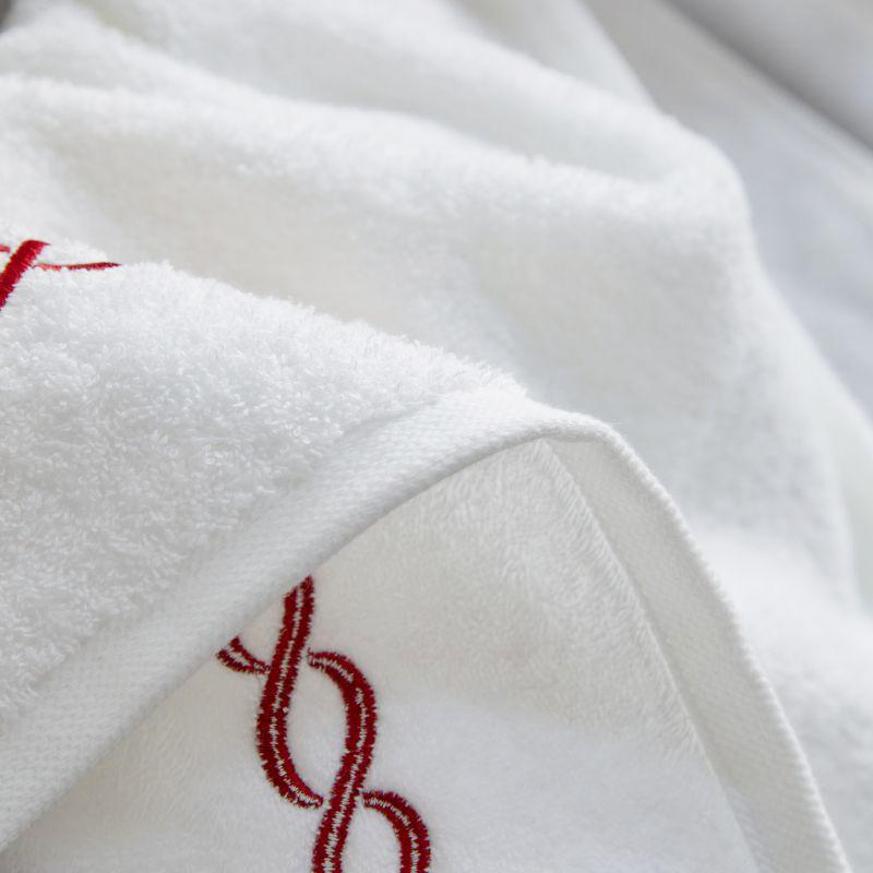 Name Malaysia Linen India Gray Decoration Sheets in Colors High Quality Popular Gift 100% Cotton Bath Hotel Towel Set 70X140 Cm