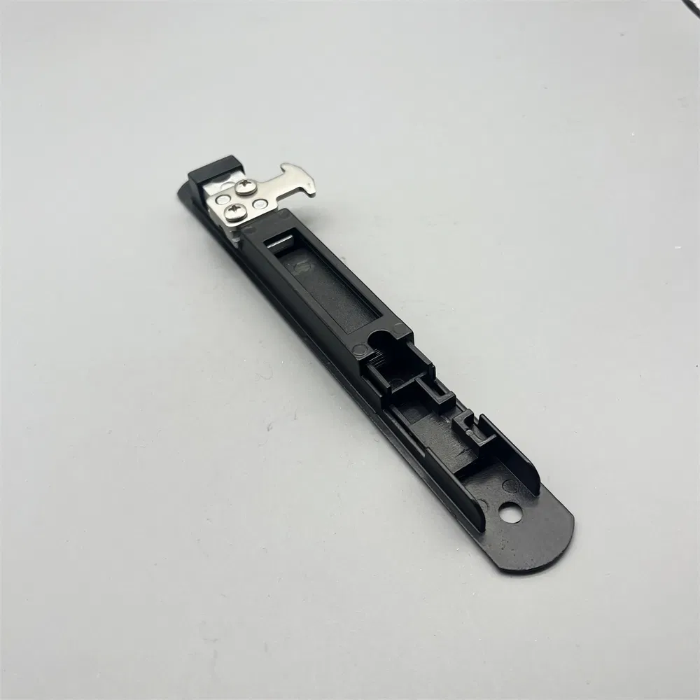 Factory Vietnam Market Automatic Hook Lock Sliding Window Lock