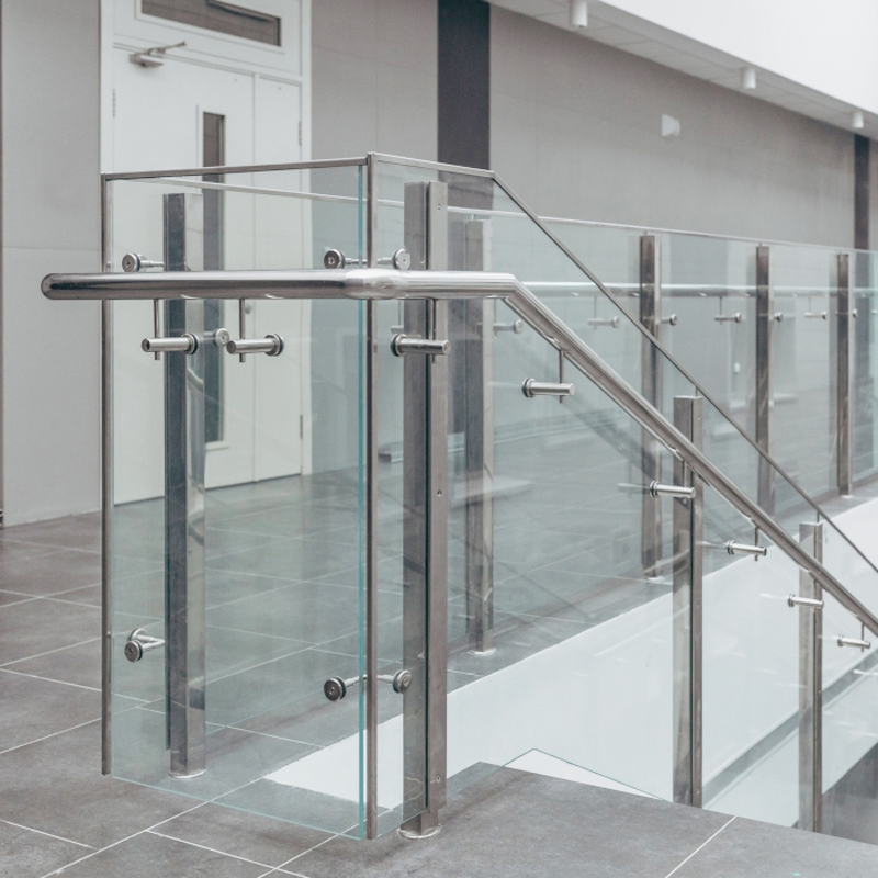 304 316 Stainless Steel Glass Railing Balustrade Pool Frameless Railing Design for Balcony and Stair Handrail Post