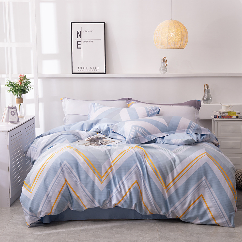 Комплект постельного белья из микрофибры