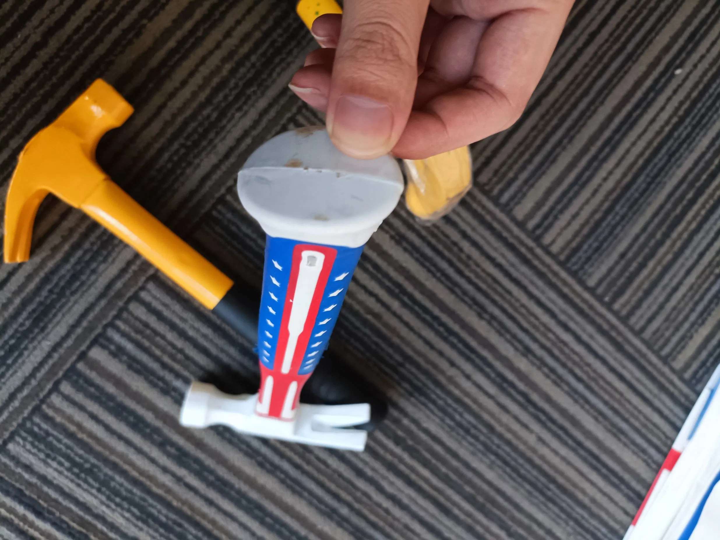 Construction Tools Hand Claw Hammer with Fiberglass Rubber Coated Handle Full Polished