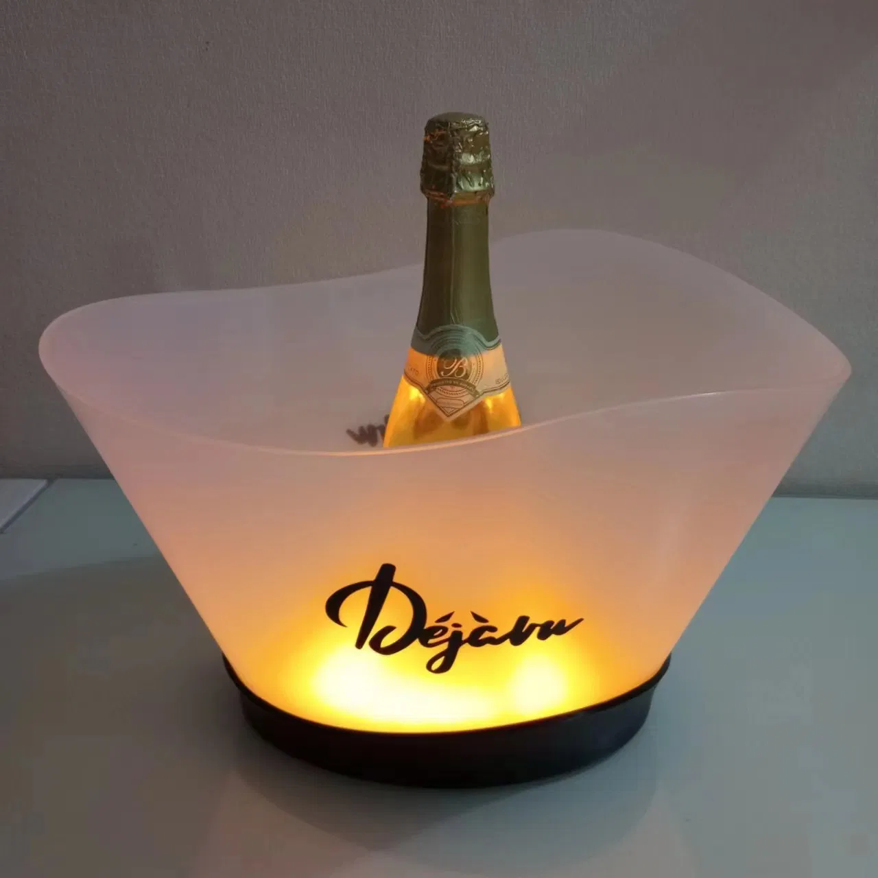 Luminous Ice Bucket Plastic Large Ice Wine Frame LED Champagne Bucket Luminous Beer Ice Bucket