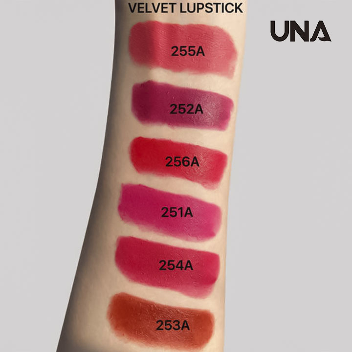 Long Lasting Matte Lipstick Hydrating Lip Color Wholesale Lipstick Private Label