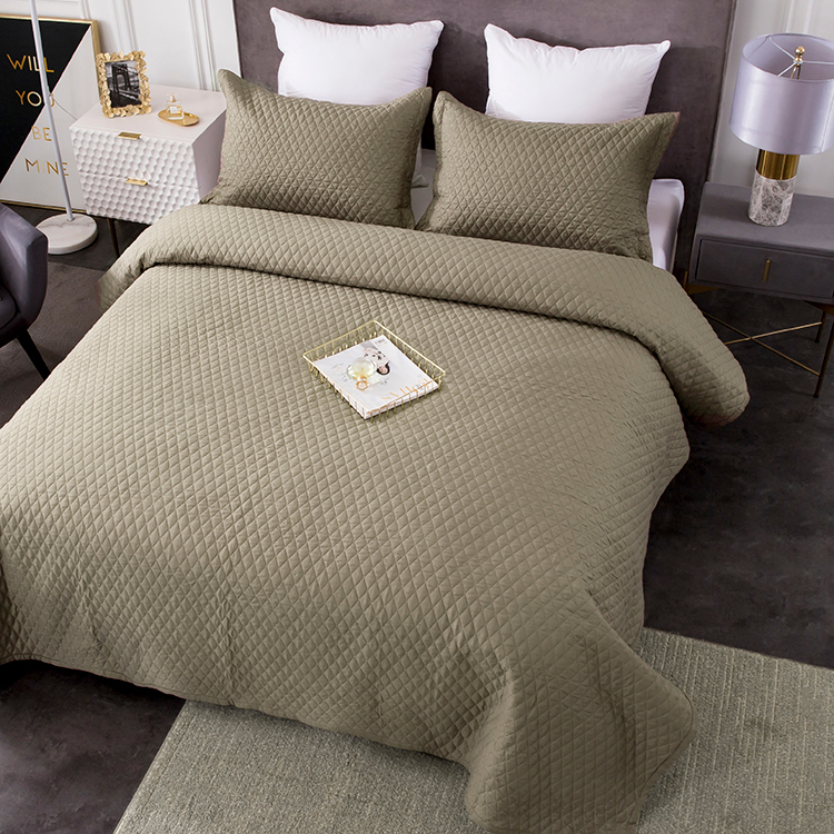 Luxury Decorative Quilted Bed Runner for Hotel Design