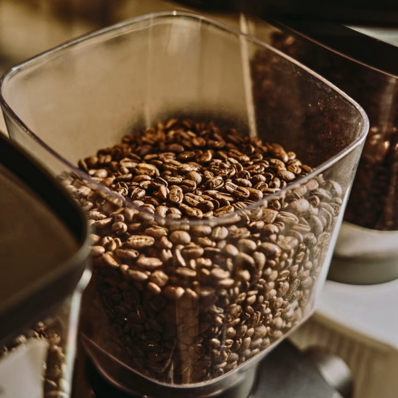 Factory Price Smart Automatic Coffee Bean Grinder with Black ABS Hopper Lid