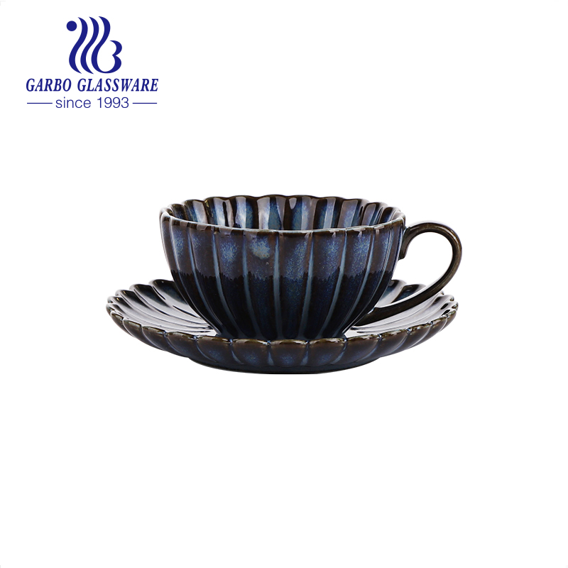 High-End Royal Luxurious Style Royal Blue Glazed Porcelain Coffee Milk Drinking Porcelain Mug Cups Saucer Set Bloom Dasiy Design with Customized Design