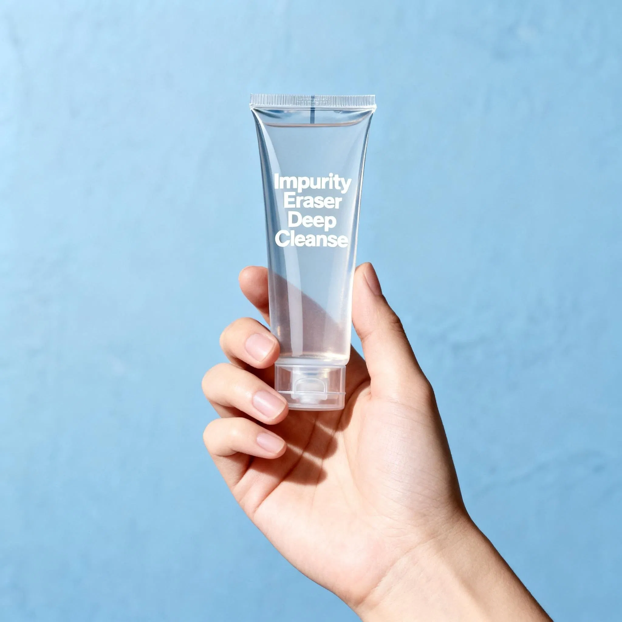 Luxury Foaming and Whitening Face Cleanser with 40% Amino Acid Complex and Natural Extracts for Daily Use and Radiance Enhancement