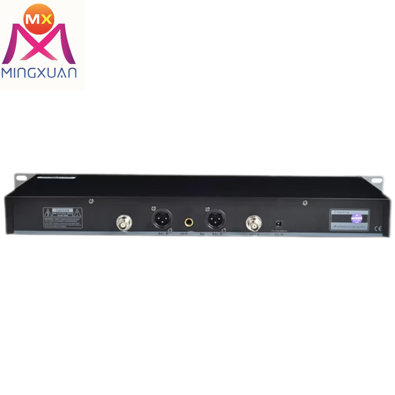 Профессиональный беспроводной петличный микрофон с 2 каналами