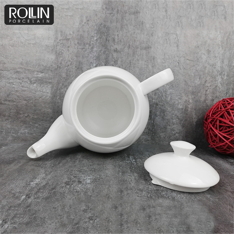 Round Shape Porcelain Coffee Pot with Design