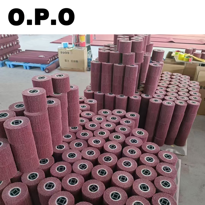 Полировальный круг из нетканого материала с валом для металла