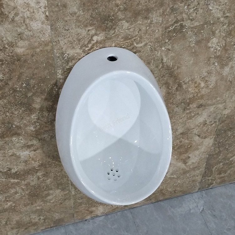 Wholesale Easy Clean Urinals for Men Gravity Flushing Wall Hung Bathroom Urinal