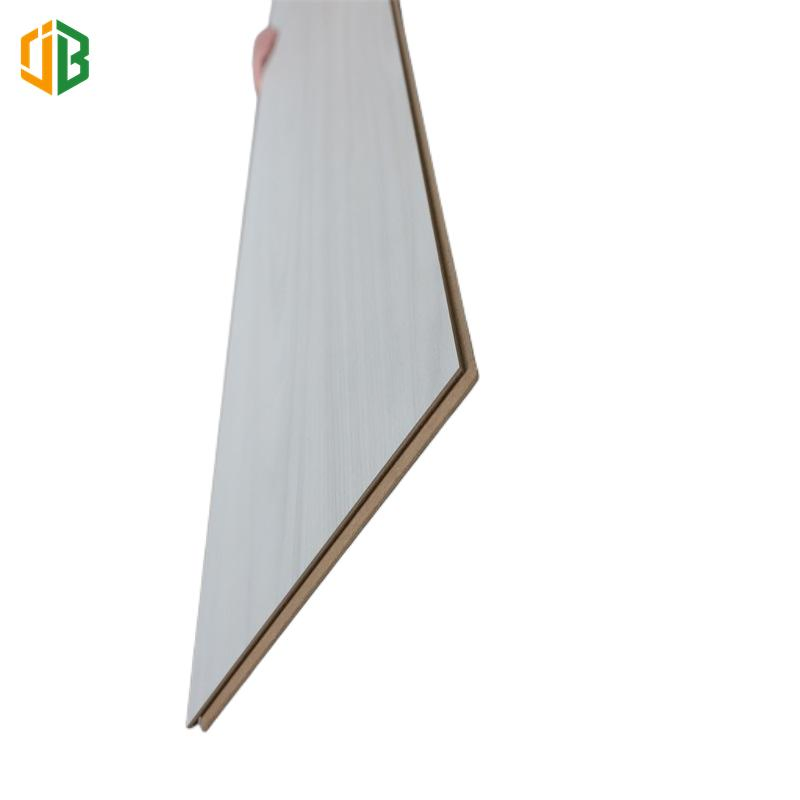 Ламинат Wood Flooring 6.5-9.5 мм, водостойкий
