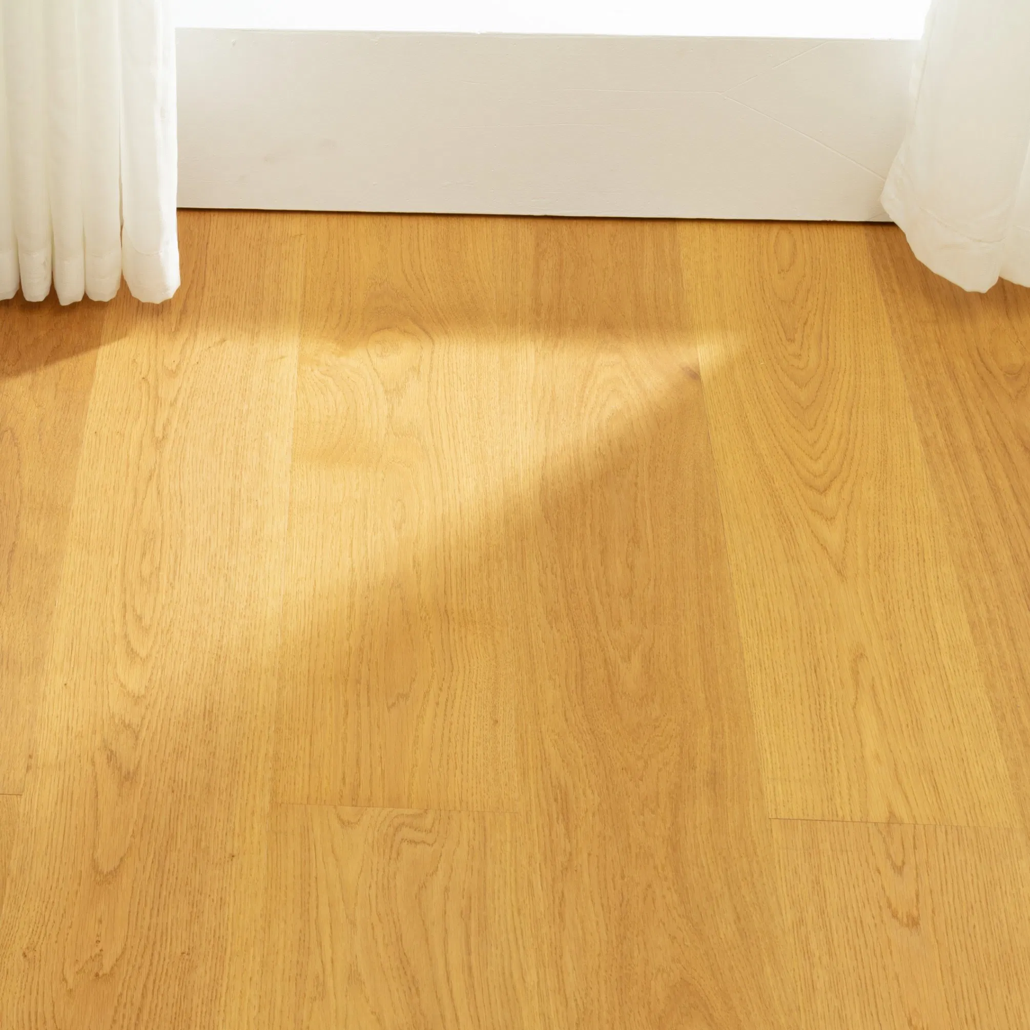 Oak Veneer Engineered Wood Flooring with Birch Wood Core