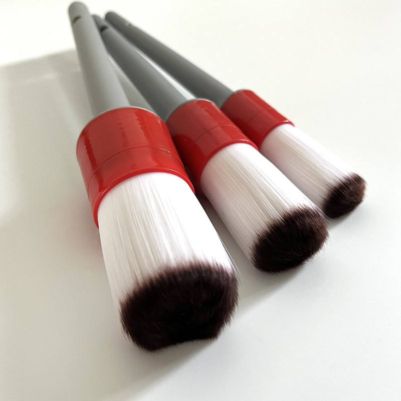 Набор из 3 щеток для чистки салона автомобиля